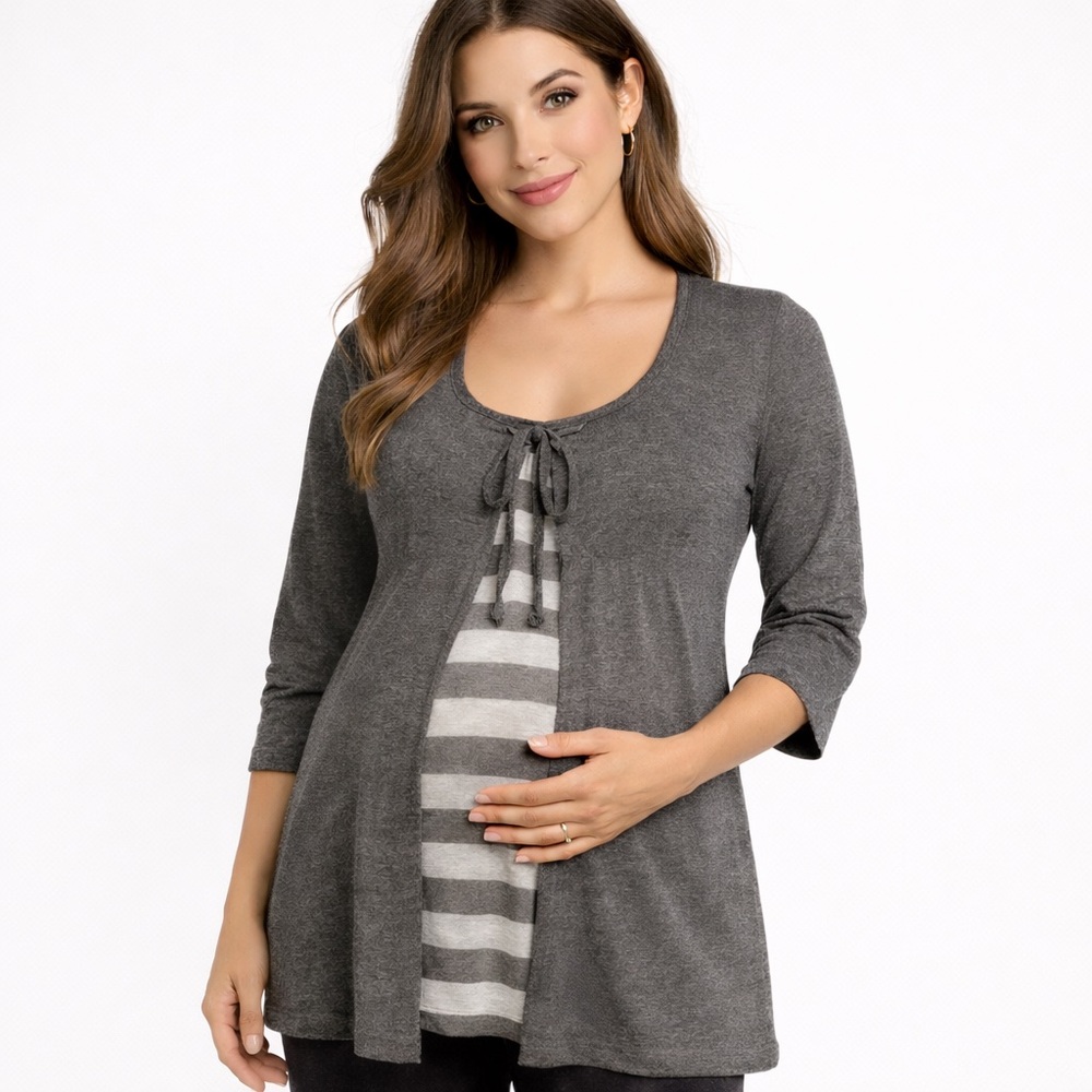 3/$25 | Thyme Maternity long sleeve striped grey long sleeve top women's size S